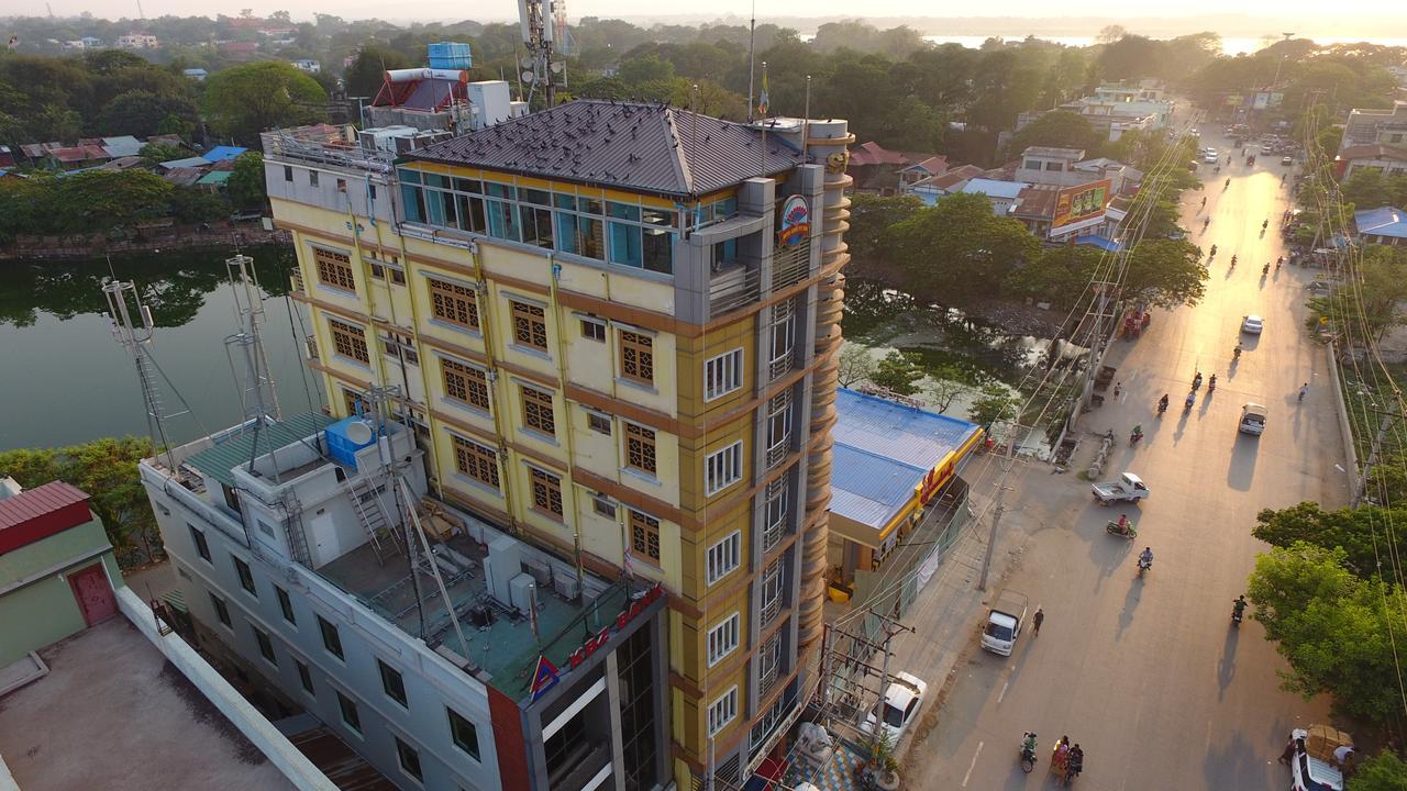 Hotel Shwe Pyi Tan Mandalaj Kültér fotó