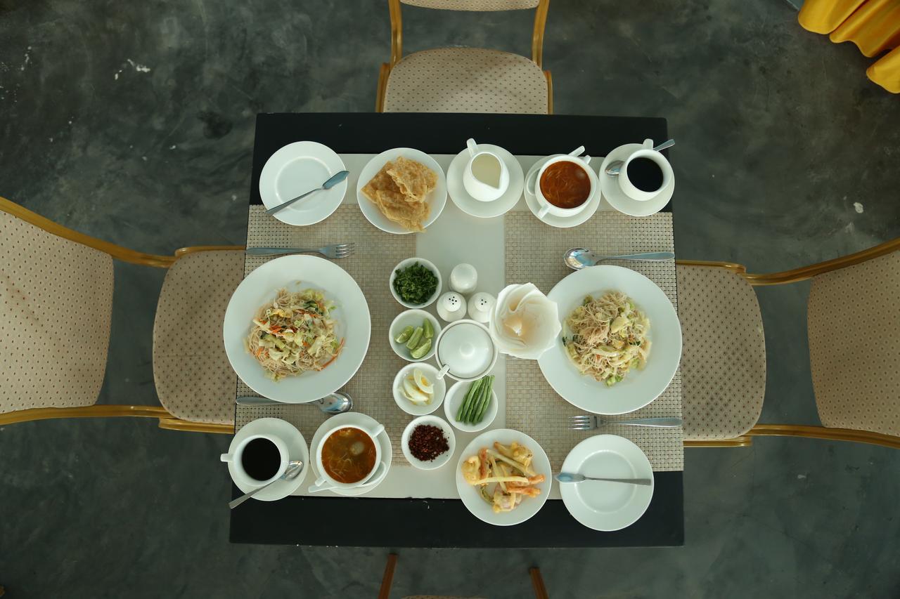Hotel Shwe Pyi Tan Mandalaj Kültér fotó