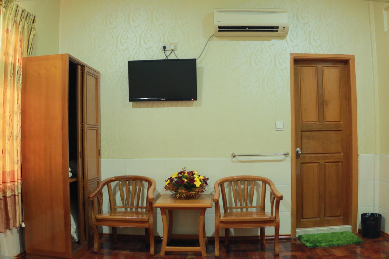 Hotel Shwe Pyi Tan Mandalaj Kültér fotó