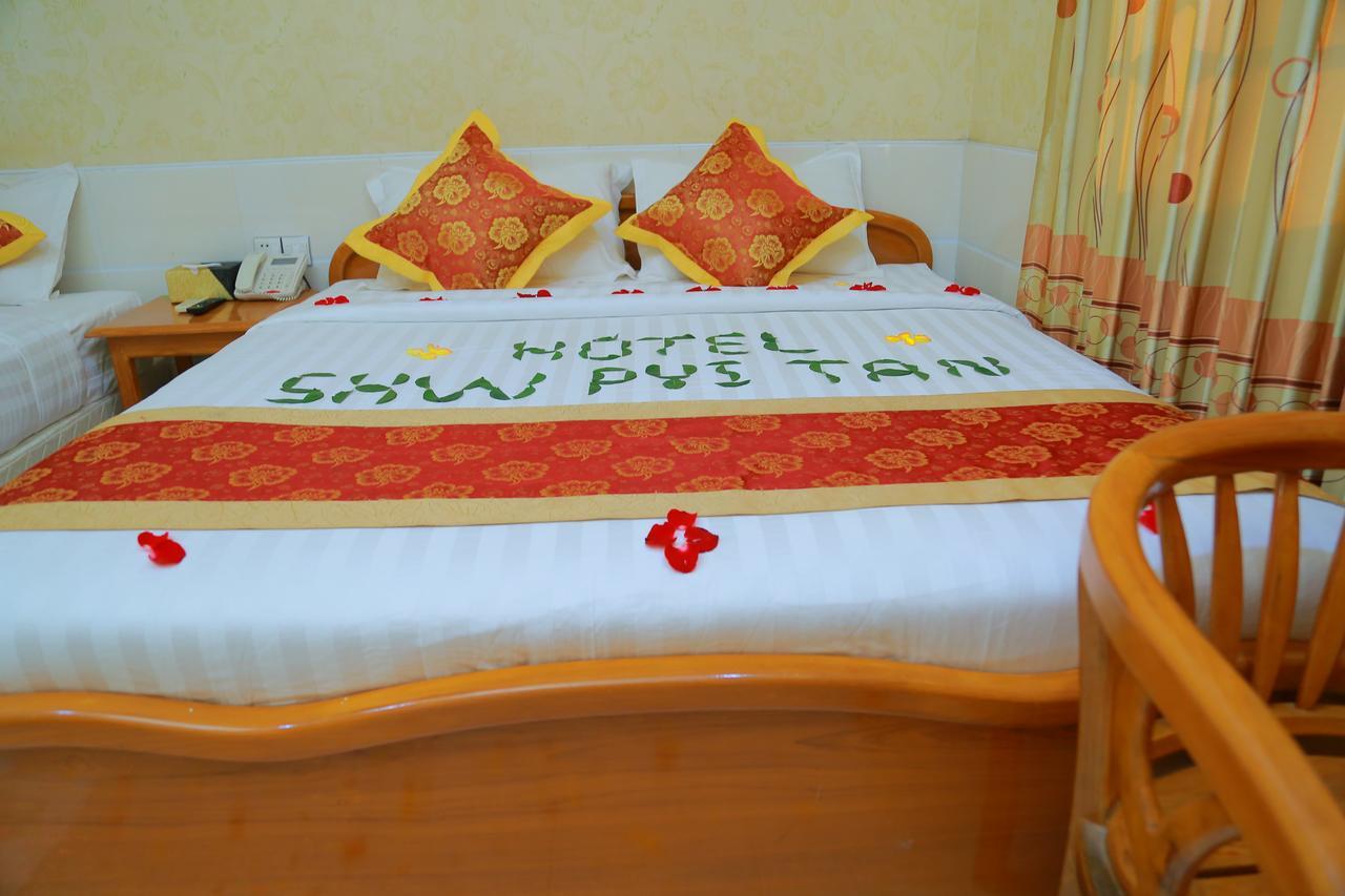 Hotel Shwe Pyi Tan Mandalaj Kültér fotó